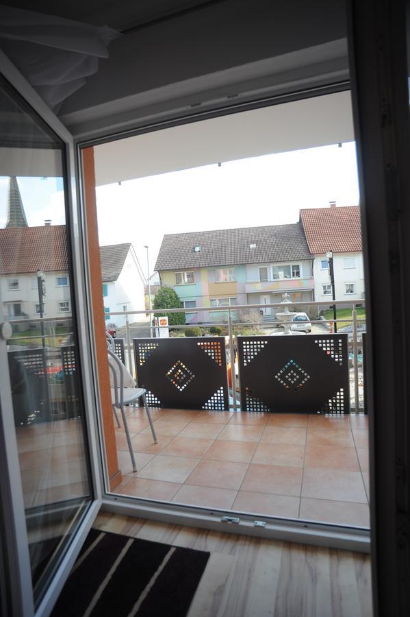 Gasthaus-Pension Fischerkeller Randegg Buitenkant foto